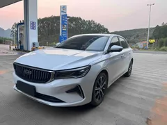 2022 Geely Emgrand 4th Gen 1.5L CVT Premium, белый — фото 1