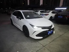 2021 Toyota Corolla 1.5L CVT GR SPORT, белый — фото 3