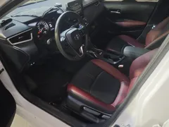 2021 Toyota Corolla 1.5L CVT GR SPORT, белый — фото 5