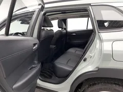2022 Toyota Corolla Cross 2.0L Flagship — фото 13