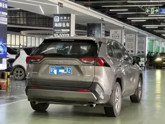 2021 Toyota RAV4 2.0L CVT 2WD Fashion — фото 9