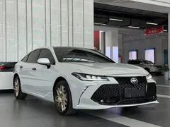 2023 Toyota Avalon 2.5L AT Touring Premium, белый — фото 3