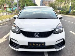 2021 Honda Fit 1.5L CVT, белый — фото 2