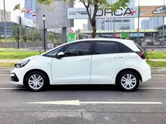 2021 Honda Fit 1.5L CVT, белый — фото 4