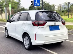 2021 Honda Fit 1.5L CVT, белый — фото 6