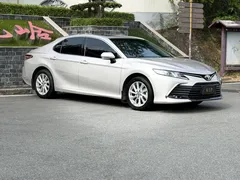 2022 Toyota Camry 2.0G Luxury — фото 3