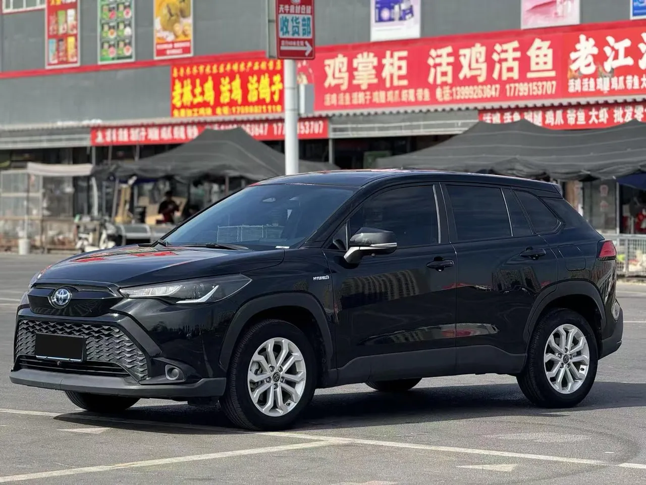 2023 Toyota Frontlander 2.0L CVT Leading