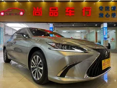 2022 Lexus ES 200 Excellence — фото 4