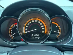 2022 Toyota Yaris L Zhixuan 1.5L CVT Leading Plus, белый — фото 11