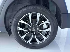 2022 Toyota Yaris L Zhixuan 1.5L CVT Leading Plus, белый — фото 16