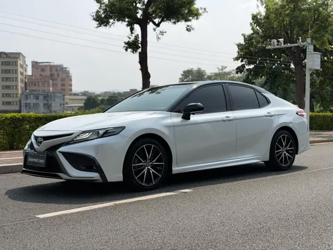 2022 Toyota Camry 2.5S Fashion