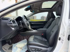 2022 Toyota Camry 2.5S Fashion, белый — фото 10