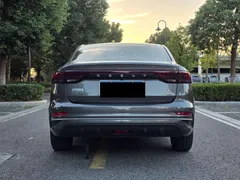 2022 Geely Emgrand 4th Gen 1.5L CVT Flagship — фото 4