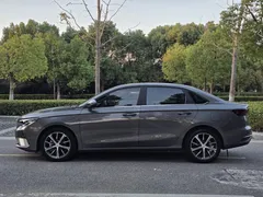 2022 Geely Emgrand 4th Gen 1.5L CVT Flagship — фото 5