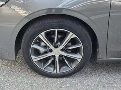 2022 Geely Emgrand 4th Gen 1.5L CVT Flagship — фото 6