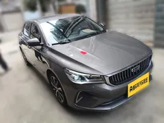 2022 Geely Emgrand 4th Gen 1.5L CVT Premium — фото 3