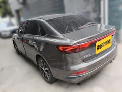 2022 Geely Emgrand 4th Gen 1.5L CVT Premium — фото 4