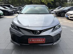 2021 Toyota Camry 2.5G Luxury — фото 2