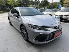 2021 Toyota Camry 2.5G Luxury — фото 3