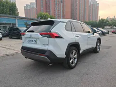 2021 Toyota RAV4 2.0L CVT 4WD Premium, белый — фото 9