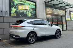 2023 Toyota Venza 2.0L CVT 2WD Luxury, белый — фото 2