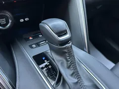 2023 Toyota Venza 2.0L CVT 2WD Luxury, белый — фото 6