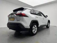 2023 Toyota RAV4 2.0L CVT 2WD, белый — фото 6