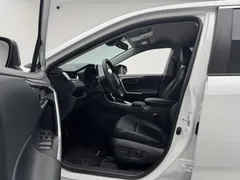 2023 Toyota RAV4 2.0L CVT 2WD, белый — фото 11
