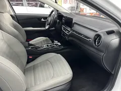 2023 Kia Cerato 1.5L IVT Luxury, белый — фото 7