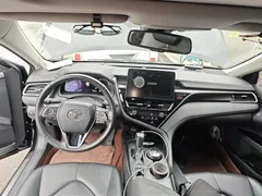 2023 Toyota Camry 2.5G Luxury, чёрный — фото 5