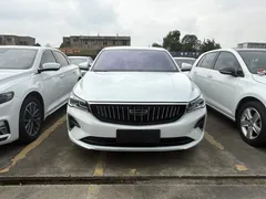 2022 Geely Emgrand 4th Gen 1.5L CVT Flagship, белый — фото 2