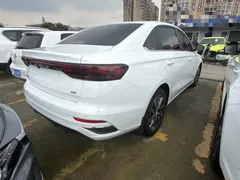 2022 Geely Emgrand 4th Gen 1.5L CVT Flagship, белый — фото 11