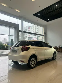 2022 Toyota Vios FS 1.5L CVT 20th Anniversary, белый — фото 6