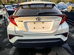 2021 Toyota C-HR 2.0L Luxury, белый — фото 4