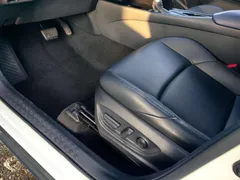 2021 Toyota C-HR 2.0L Luxury, белый — фото 5