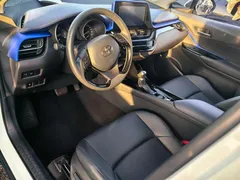 2021 Toyota C-HR 2.0L Luxury, белый — фото 6
