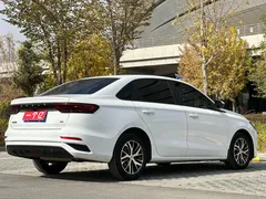 2023 Geely Emgrand 4th Gen Champion 1.5L MT Luxury, белый — фото 5