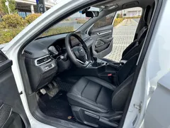2023 Geely Emgrand 4th Gen Champion 1.5L MT Luxury, белый — фото 6