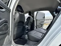 2023 Geely Emgrand 4th Gen Champion 1.5L MT Luxury, белый — фото 7
