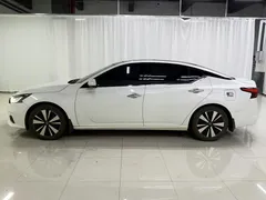 2021 Nissan Teana 2.0L XL Comfort, белый — фото 4
