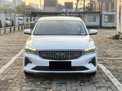 2022 Geely Emgrand 4th Gen 1.5L CVT Premium, белый — фото 2