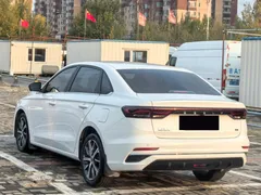 2022 Geely Emgrand 4th Gen 1.5L CVT Premium, белый — фото 7