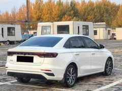 2022 Geely Emgrand 4th Gen 1.5L CVT Premium, белый — фото 9