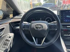 2023 Toyota Avalon 2.5L AT Luxury, чёрный — фото 9