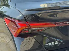 2022 Toyota Avalon 2.5L Luxury, чёрный — фото 11