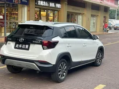 2021 Toyota Yaris L Zhixuan 1.5L CVT Luxury, белый — фото 5