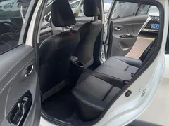 2021 Toyota Yaris L Zhixuan 1.5L CVT Luxury, белый — фото 12