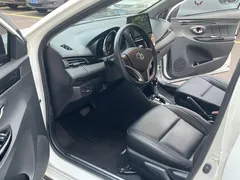 2021 Toyota Yaris L Zhixuan 1.5L CVT Luxury, белый — фото 13