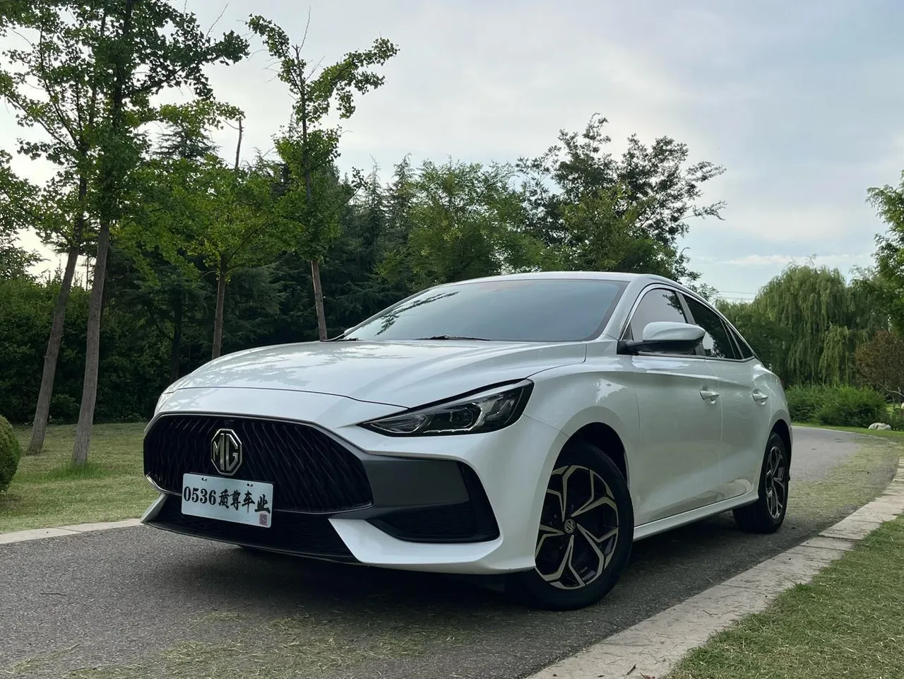 2023 MG MG5 180DVVT CVT Luxury