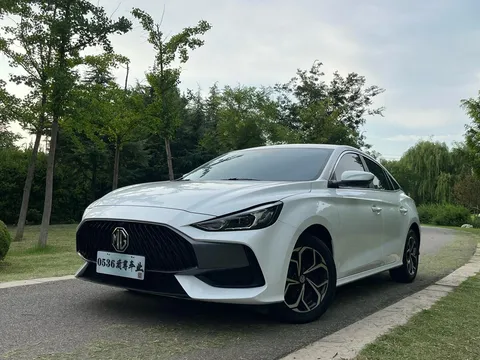 2023 MG MG5 180DVVT CVT Luxury